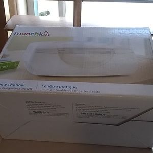Munchkin baby wipe warmer